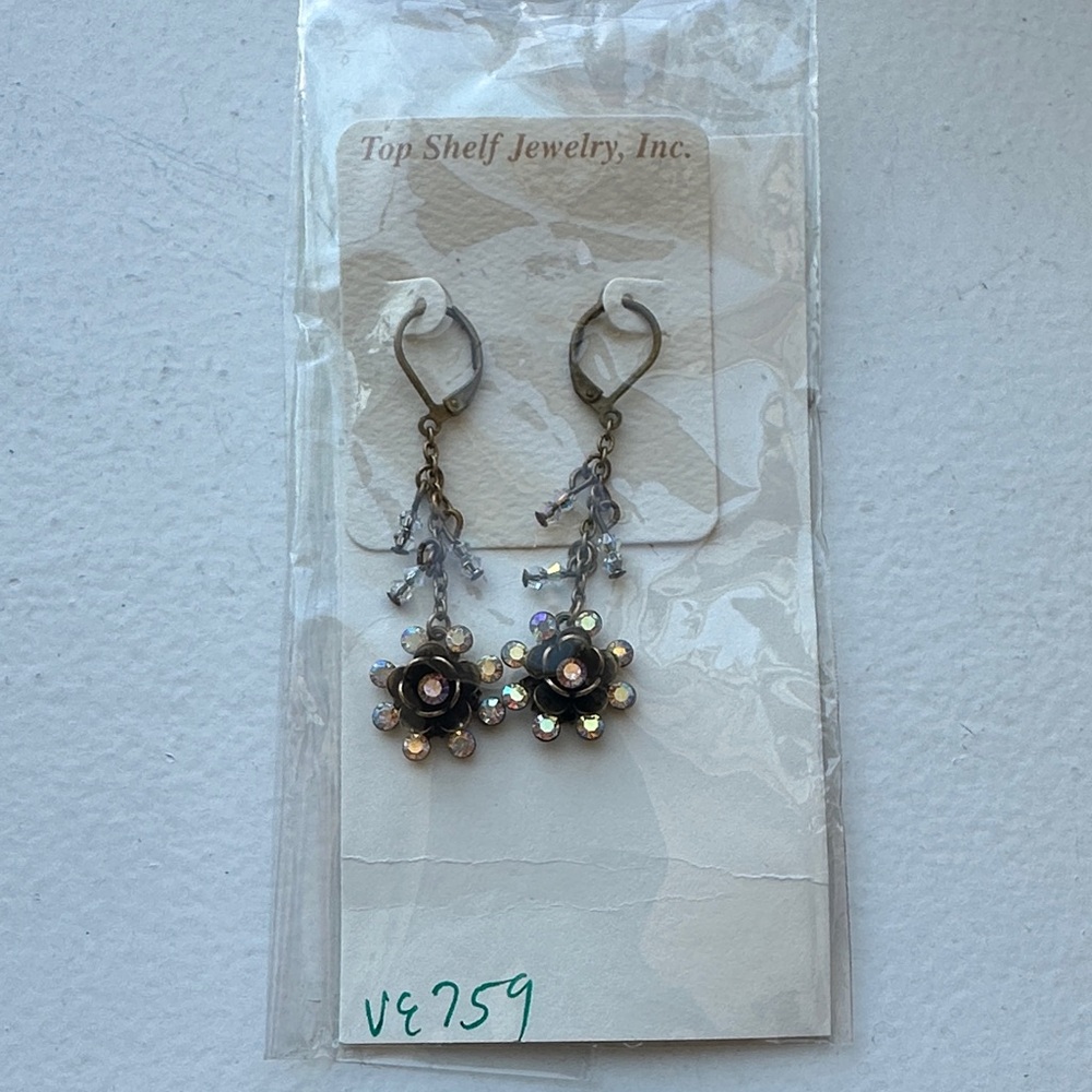 Floral Drop Earrings - Antique Gold Color - Picture 2 of 6